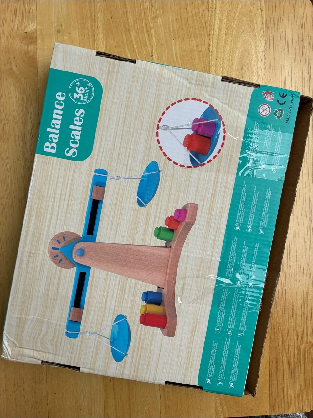 Wooden Balance Scale Toy for early childhood education